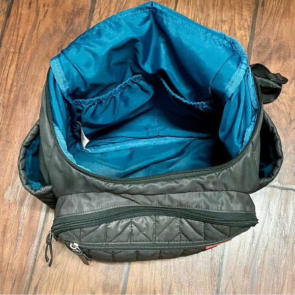 Skip Hop diaper backpack - Picture 3 of 3